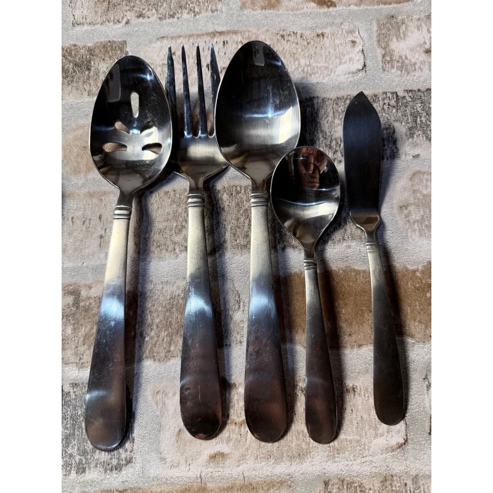 Pfaltzgraff 18/0 Stainless Steel Flatware Set Silverware Knives Forks Spoons 42p